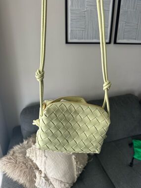 Bottega Veneta Small loop bag in Yellow